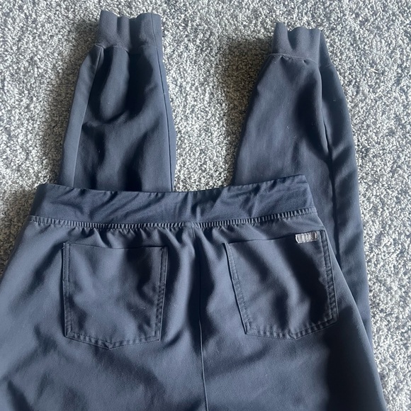 Charcoal Zamora Medium Tall FIGS - Picture 3 of 5